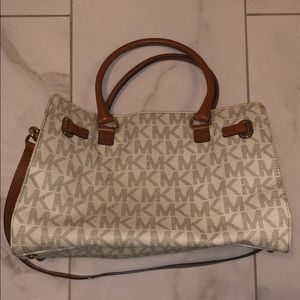 Michael kors white purse